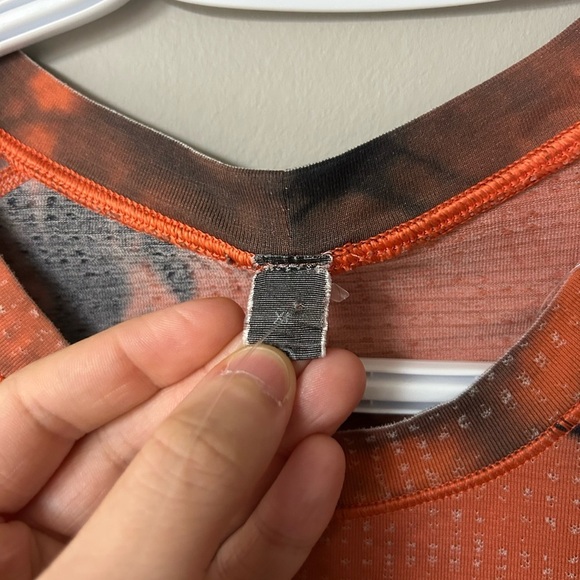 Lululemon Metal Vent Tech Short Sleeve 2.0 Marble Dye Autumn Red - Picture 5 of 5